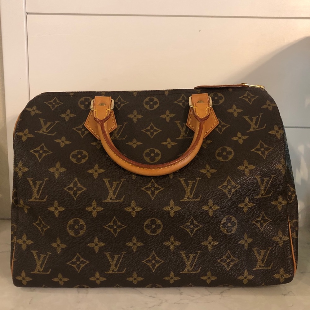 EUC Louis Vuitton Monogram Speedy 30